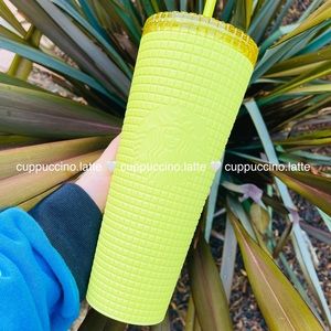 ✨NEW✨Starbucks 2023 ‘Meadow Soft Touch Grid’ Matte Yellow Venti Tumbler